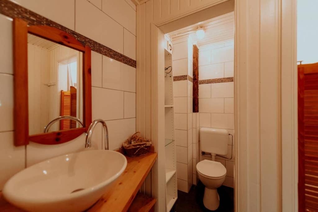 Seester Landhaus Kurzenmoor Remise 100 Qm מראה חיצוני תמונה